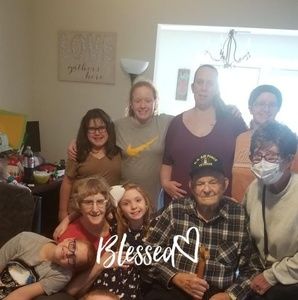 Meet your Posher, Sandra